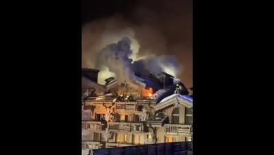  آتش سوزی مهیب در هتل معروف فرانسه گردشگران را غافلگیر کرد