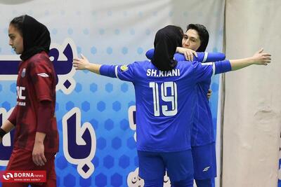 دیدار فوتسال دختران پالایش نفت - استقلال