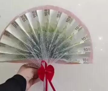  آموزش درست کردن دسته گل پولی برای هدیه و شاباش