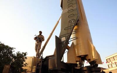 گزارش رسانه آمریکایی از توان نظامی ایران؛ ۲۰۰۰ موشک بالستیک میان‌برد