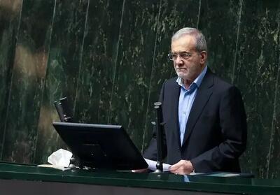 آقای پزشکیان: بخاطر قصور دستگاههای امنیتی در حوادث اخیر، از مردم عذرخواهی کنید