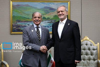  جزئیات تماس تلفنی مهم پزشکیان و نخست وزیر پاکستان