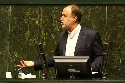 تهدید مستقیم ترامپ از زبان نایب‌رئیس مجلس/ یک بار بزنید آنقدر می زنیم تا تمام شوید!