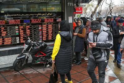 تزریق گسترده ارز توسط بانک مرکزی / دلار در کمتر از یک ساعت ۱۰ هزار تومان ارزان شد