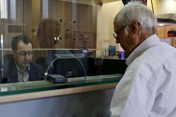 واریزی ۳ میلیون تومان اضافه به حساب عیدی بازنشستگان | مبلغ پایه عیدی بازنشستگان تعیین شد