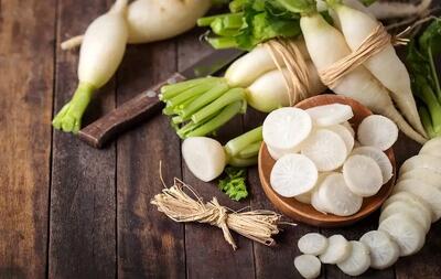 عوارض ترب سفید | این افراد هرگز نخورند!