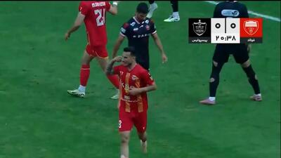 از دست دادن فرصت صدرنشینی سپاهان و پرسپولیس