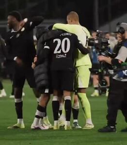 ویدئو: جشن اختصاصی چلسی برای قهرمان برزیلی