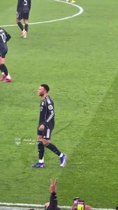 ویدئو: خنده خاص ستاره رئال پس از گلزنی به بنفیکا