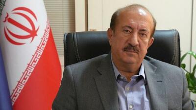 تابلوی ایست مقابل خودروسازان