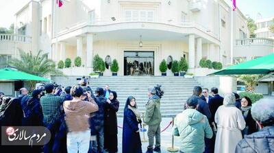 چراغ سبز به گواهینامه موتورسواری برای زنان - مردم سالاری آنلاین