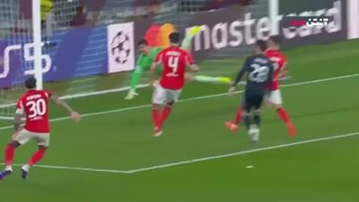 ویدیو: گلزنی دروازبان؛ گل دوم بنفیکا به رئال مادرید توسط تروبین - پارس فوتبال