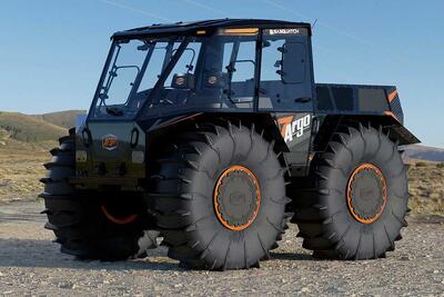 هیولای ۱۹۰ هزار دلاری کانادایی، پیکاپی که روی آب راه می‌رود! - پدال