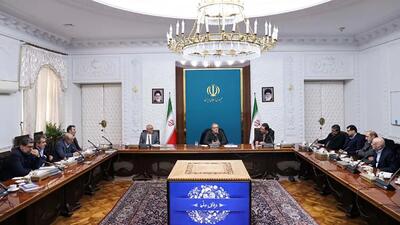 پزشکیان: رویکرد دولت سهیم کردن صنعتگران و تولیدکنندگان در تصمیم‌ گیری‌ ها است