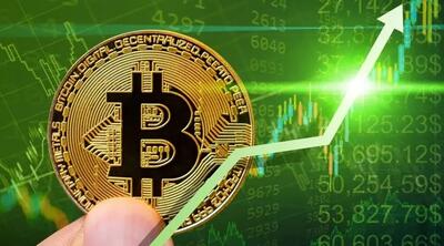 طلا و بیت کوین همین الان رسما سقوط کردند