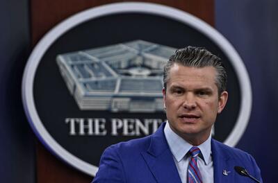 ادعای وزیر جنگ آمریکا: ایران همه گزینه‌ها را برای رسیدن به توافق دارد