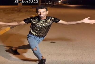  آواز محلی؛ مرد عین ملاقه ای که  تو دیگ آش میچرخونن میرقصه