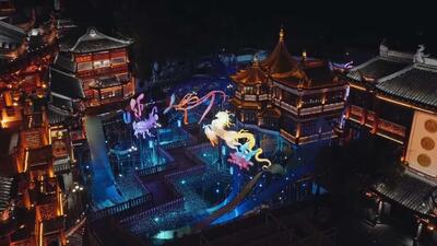  نمایش نور در باغ یویوان در شانگهای چین