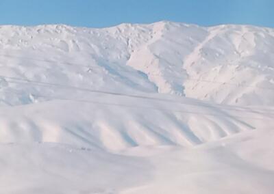 تصویری زیبا از طبیعت یکدست سپید کوه «کلک» فارسان