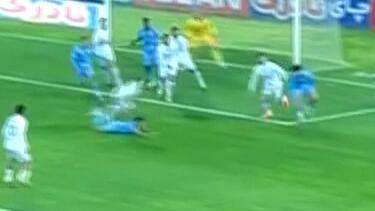 صحنه مشکوک به پنالتی در محوطه ملوان