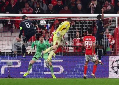 همسر تروبین لحظه گل تاریخی را به تصویر کشید