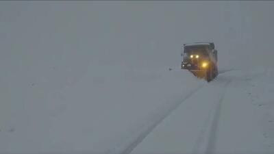  فیلمی از برف روبی در سردشت لردگان