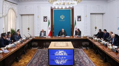 پزشکیان: رویکرد دولت سهیم کردن صنعتگران و تولیدکنندگان در تصمیم‌گیری‌ها است