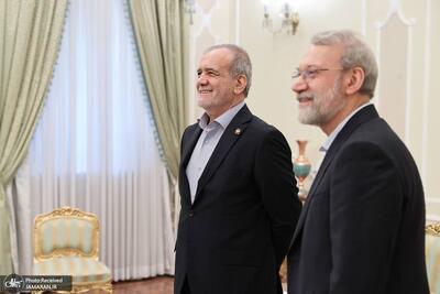 نظر لاریجانی و پزشکیان درباره اینترنت از زبان معاون رئیس جمهور  