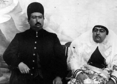  «محمدعلی‌شاه» در کنار لیاخوف و عده‌ای از شاهزادگان و مقامات (عکس)