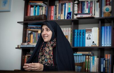 گفت‌وگوی معاون رئیس‌جمهور با زنان بازداشت‌شده ناآرامی‌ها در زندان قرچک