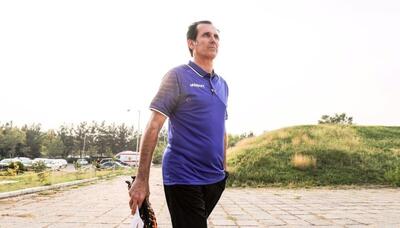 عزیزیان: تیم امید باید در سایه بزرگسالان رشد کند/ استقلال خوب است و پرسپولیس نباید فرصت را از دست بدهد