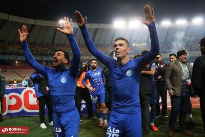 پیشکسوت استقلال: پنجره بسته به آبی‌پوشان لطمه زده است