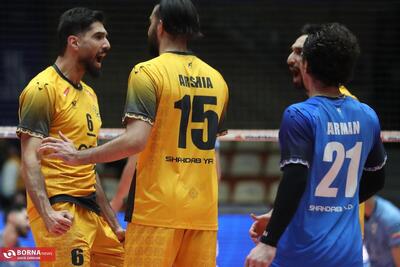 دیدار والیبال تیم های چادرملو اردکان-شهداب یزد