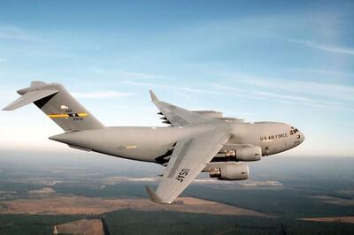 پرواز 2 فروند هواپیمای C-17 آمریکا به سوی خاورمیانه/ کارکرد این هواپیماها چیست؟