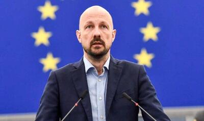  واکنش نماینده اروپایی به تهدیدات ترامپ علیه ایران/ اروپا نباید سکوت کند