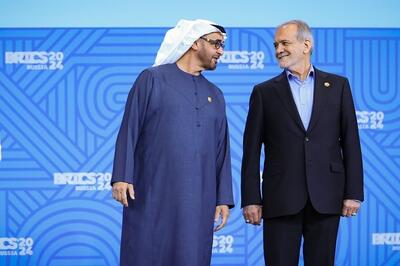 گفتگوی رئیس جمهور با رئیس امارات / پزشکیان: رویکرد ایران مبتنی بر تعامل و گفتگو در چارچوب قوانین بین‌المللی است / محمد بن زاید: به تلاش‌های دیپلماتیک برای کاهش تنش‌ها در منطقه ادامه می‌دهیم