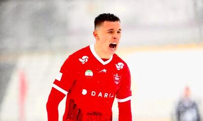 اعتماد ویژه پرسپولیس به مهاجم ازبک؛ قرارداد دلاری سرگیف لو رفت