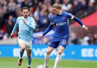 طعنه یک آبی پوش به قرمزهای پایتخت: قهرمانی آن ها را ندیده ام