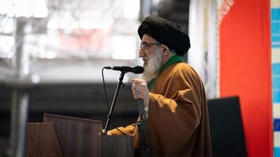  هشدار امام جمعه کرج به ترامپ: تعرض به ایران پشیمان‌کننده خواهد بود