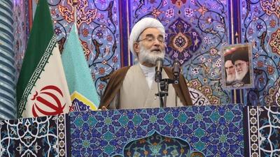 هشدار امام جمعه رشت درباره فاسد اقتصادی مسئولان؛ برخی از اطرافیان مسئولان با سوءاستفاده از موقعیت خود، به بیت المال خیانت کردند