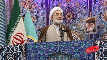  هشدار امام جمعه رشت درباره فاسد اقتصادی مسئولان؛ برخی از اطرافیان مسئولان با سوءاستفاده از موقعیت خود، به بیت المال خیانت کردند - کلبه سرگرمی