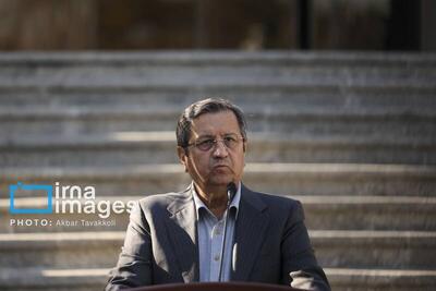 راهبرد جدید بانک مرکزی در سیاست‌های ارزی/ میزان عرضه از تقاضای ارز پیشی گرفت