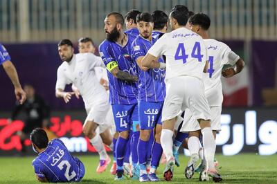  صدرنشینی تراکتور و سقوط آزاد پرسپولیس/ یک سرمربی قربانی شد