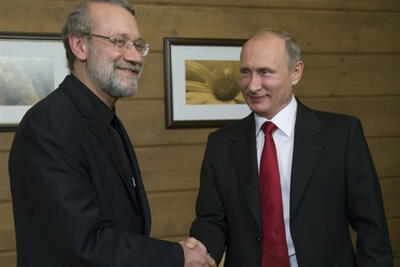 در دیدار اعلام نشده لاریجانی با پوتین چه گذشت؟