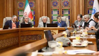 گزارش تصویری | نشست هیات نمایندگان اتاق یزد با حضور نواب رئیس اتاق ایران