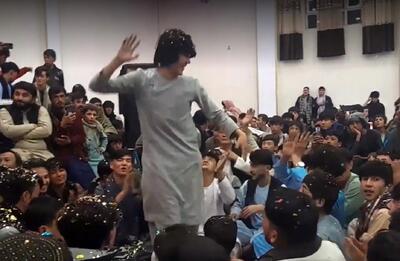  آواز محلی؛ رقص قشنگ جاغوری که پسره عین فرفره میچرخه سرعت و رقصیدن باهم