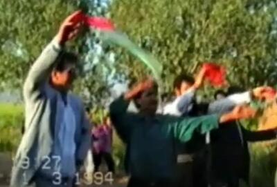  آواز محلی؛ رقص ساوجبلاغی دسته جمعی با ساز و دهل خاصشون