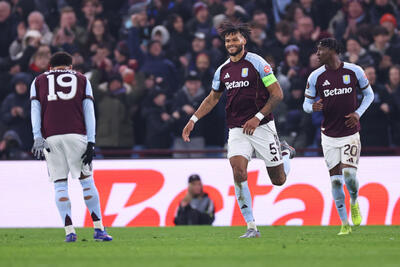 استون ویلا ۳-۲ سالزبورگ؛ لبخندی که جای خود را به اشک داد