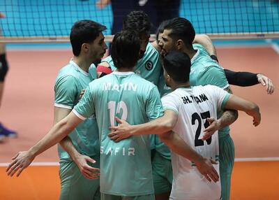 پرافتخارترین تیم ایران مثل آب خوردن برد