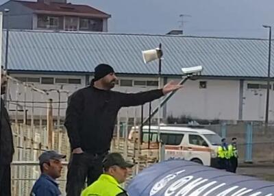 حضور مازیار روی سکوها قانونی بود